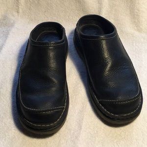 Men’s Dr. Martens Clogs Sz 11